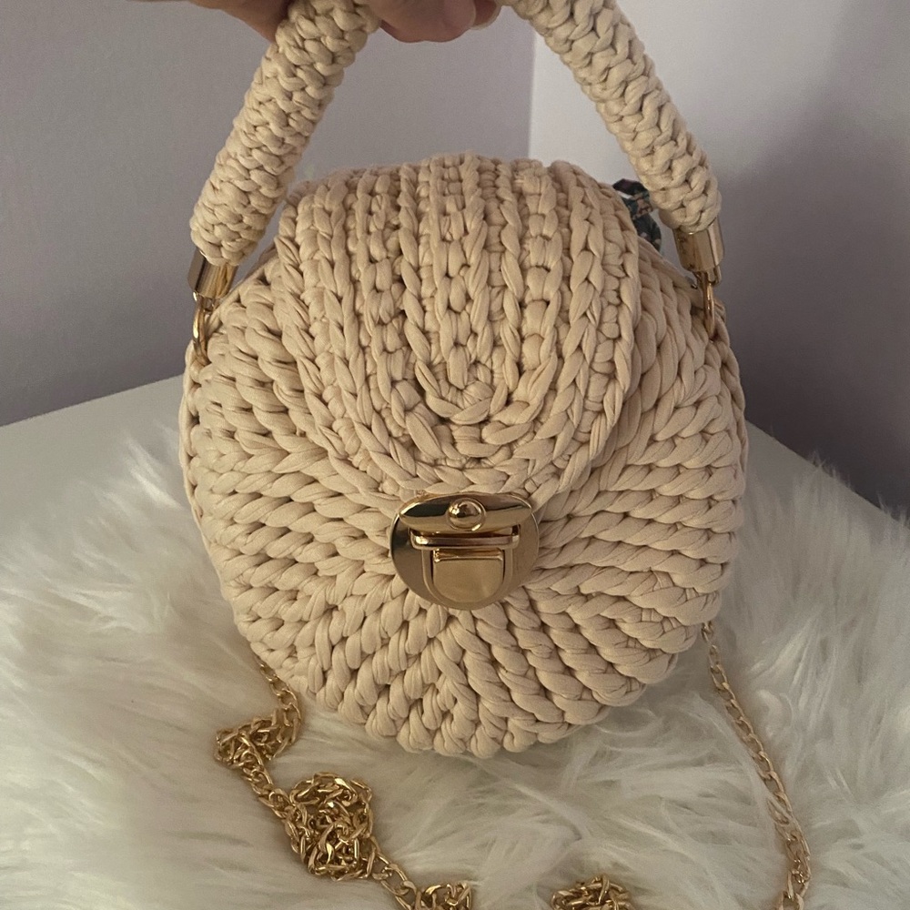 Crochet bag. Handmade with love and dedication. - Picture 2 of 3